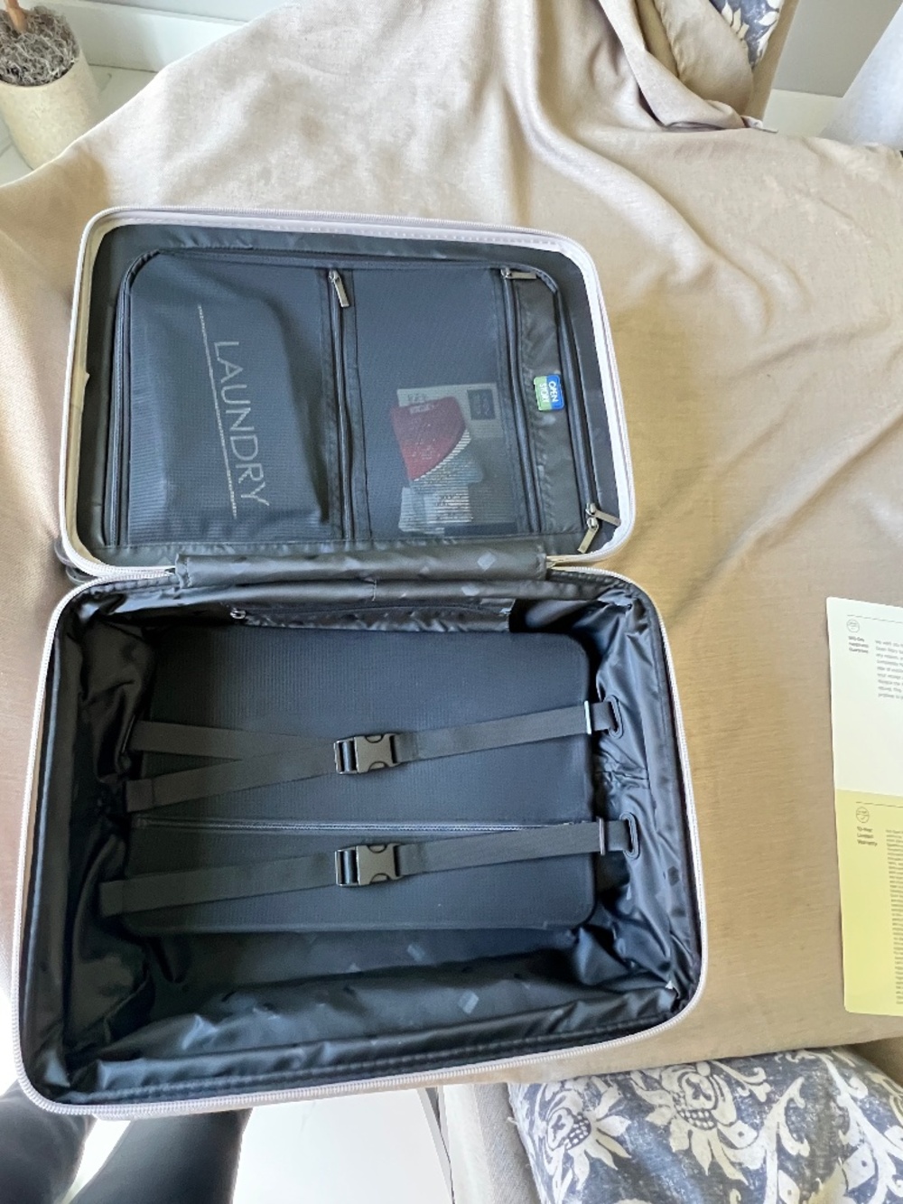 Signature Hardside Carry On Spinner Suitcase Matte Atmosphere - Open Story NEW - Picture 6 of 14
